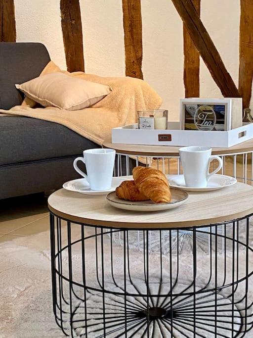 Le Cosy Troyen Secteur Calme 4 Personnes Parking Prive Apartment Troyes Exterior photo